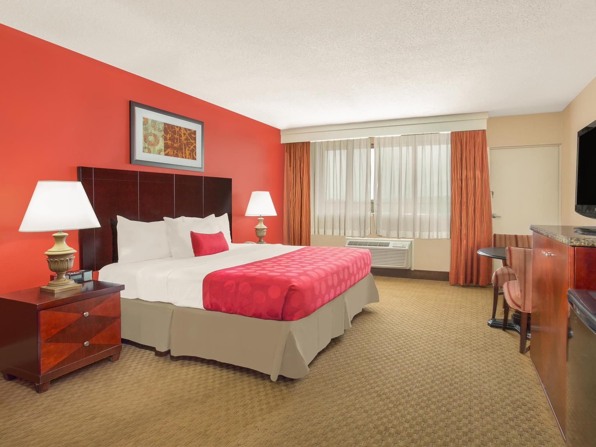 Ramada Plaza By Wyndham Fayetteville Fort Bragg Area Buitenkant foto